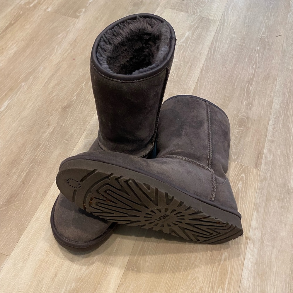 Swarovski crystal classic short Ugg